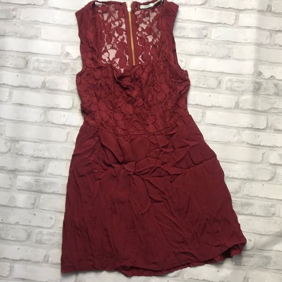 Urban Outfitters Dresses & Skirts - Urban Outfitters Kimchi Blue lacey burgundy mini dress